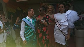 Presenca Vip da Silvetty Montilla no stand do guia LGBTS( Guia da Nany People). Pré Parada.